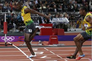 Bolt, bicampeón en los 100 metros