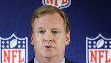 Goodell no descarta reunirse con Favre para hablar de escándalo