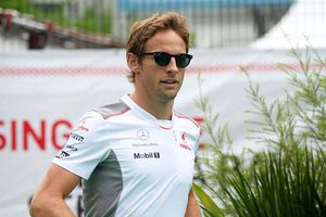 Button, coequipero inteligente y fino