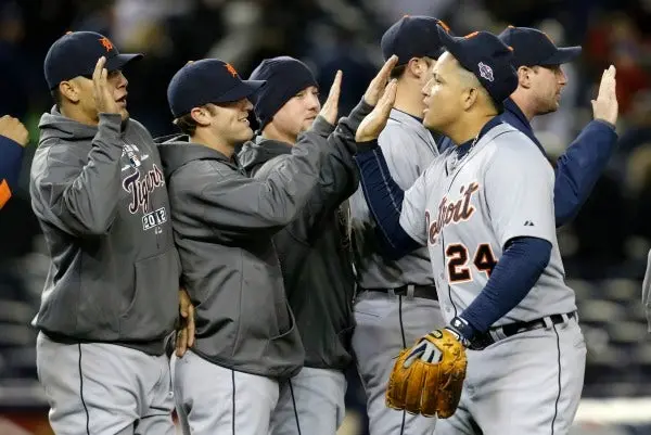 ?Tigres vence a Yanquis y toma ventaja en la Serie de Campeonato ?