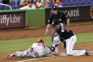 Marlines vencen a Filis y los dejan fuera de postemporada