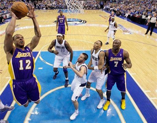 Los Lakers no dejaron de pelear pero fueron claramente superados (FOTO: AP)