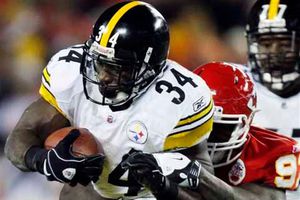 Pittsburgh mantuvo la ventaja y derrotó 13-9 a los Jefes