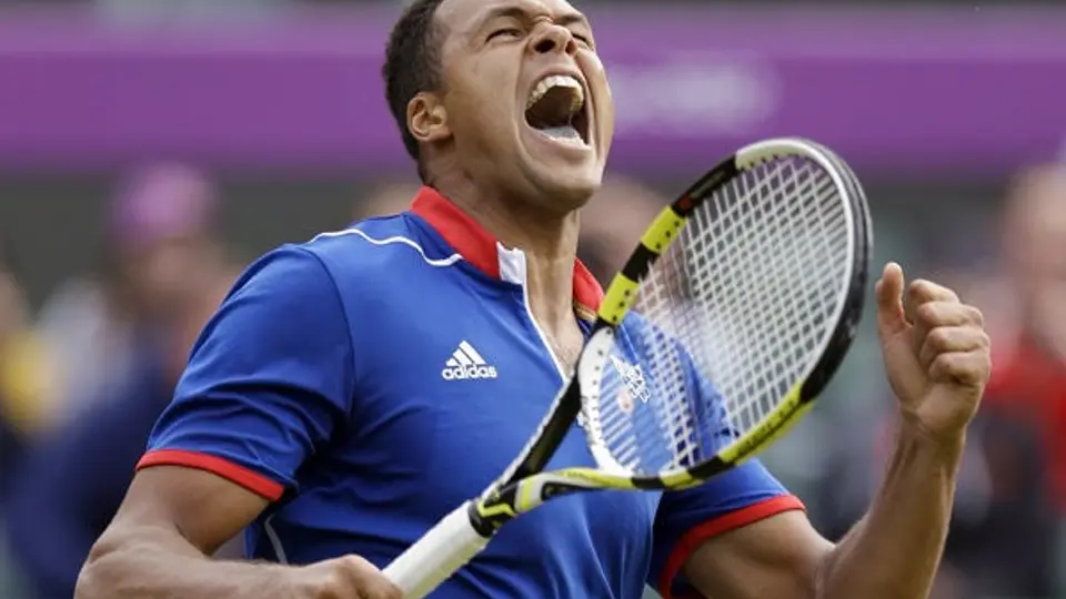 Tsonga gana Raonic en el partido más largo de JO