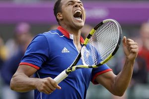 Tsonga gana Raonic en el partido más largo de JO
