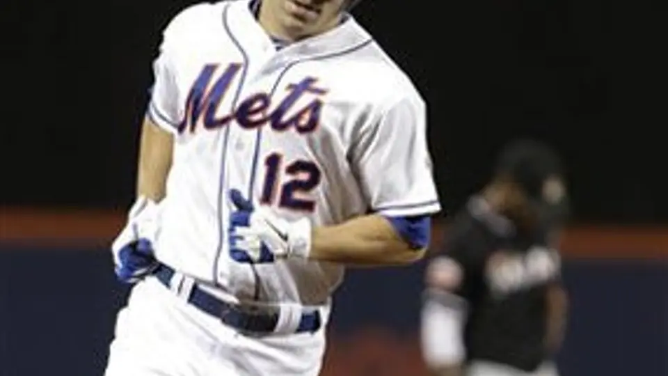 Mets vencen a Marlines y evitan el sótano