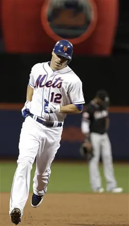 Mets vencen a Marlines y evitan el sótano