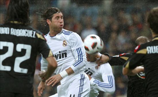 Real Madrid se impone con goleada al Deportivo