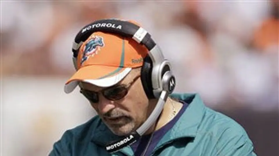 Tony Sparano es cesado por Miami