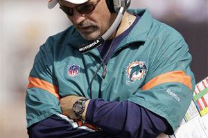 Tony Sparano es cesado por Miami