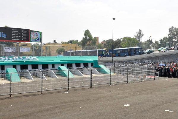 Las taquillas se mantienen cerradas. FOTO: DANIEL GÁMEZ