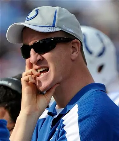 Manning se recupera de la cirugía de vértebras