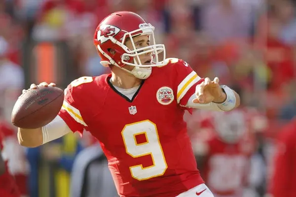 Kansas City supera el luto y vence a Carolina