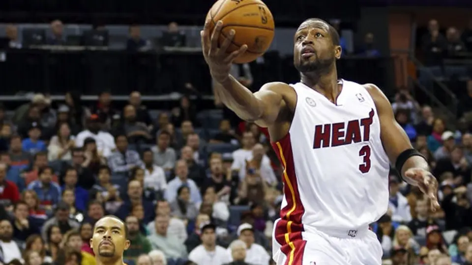 Dwyane Wade, suspendido un partido