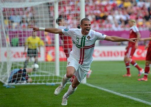 Pepe celebra el gol que consiguió l AP