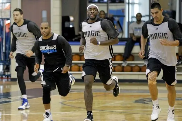Sin Howard, todos dudan del Magic: Ayón