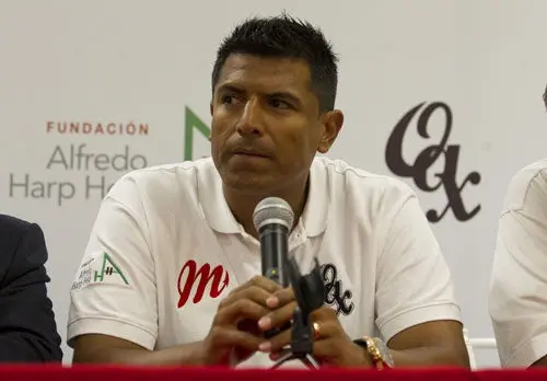 Presentan a Ojeda con Diablos Rojos del México