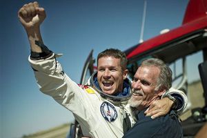 Baumgartner cumplió su sueño de ser el primer hombre supersónico