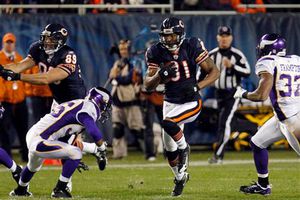 Los Osos dan de baja a Sam Hurd y le imponen 100 mil dólares de fianza