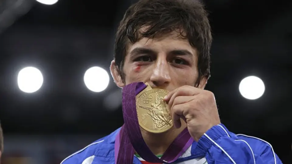 Irán y Rusia, Oro en lucha grecorromana