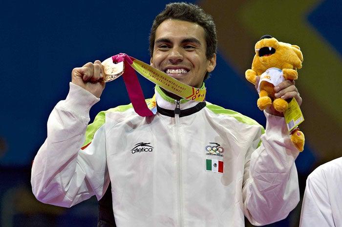 El venezolano aprovechó los descuidos del mexicano. FOTO: MEXSPORT