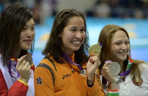 Holandesa consigue Oro en 100m libres femenil