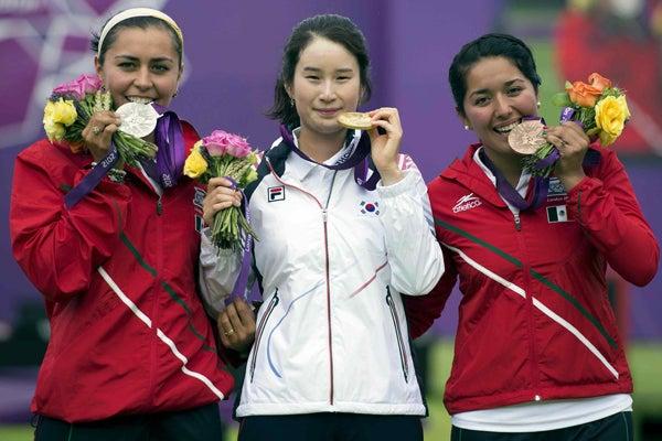 Aída Román y su compañera Mariana Avitia hicieron historia en el deporte mexicano | MEXSPORT
