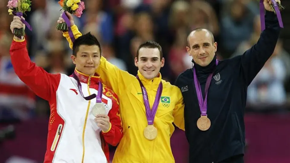 Arthur Nabarrete gana el primer Oro en Gimnasia para en Latinoamérica