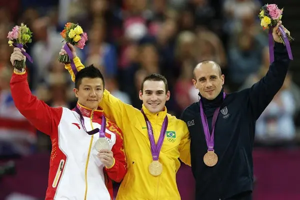 Arthur Nabarrete gana el primer Oro en Gimnasia para en Latinoamérica