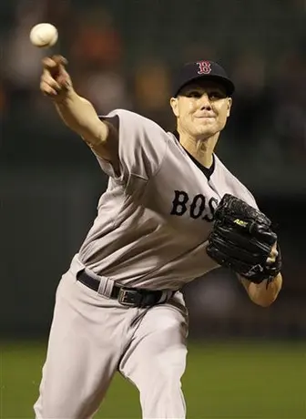 Papelbon firma contrato récord para un relevista