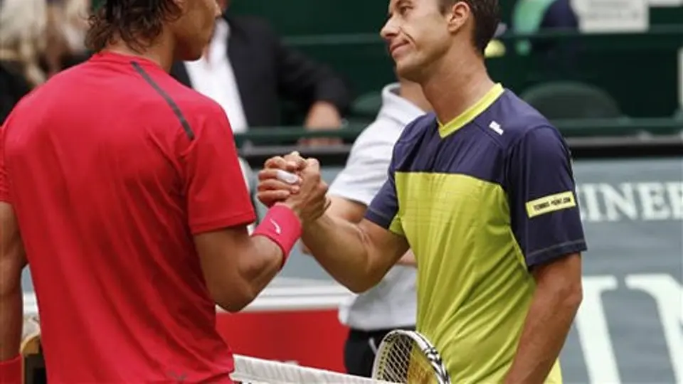 Eliminan a Nadal en torneo de Halle