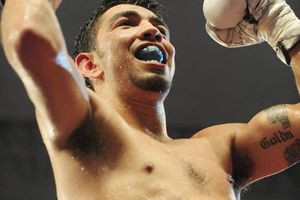 Panchito Arce se impone y derrota a El Chino