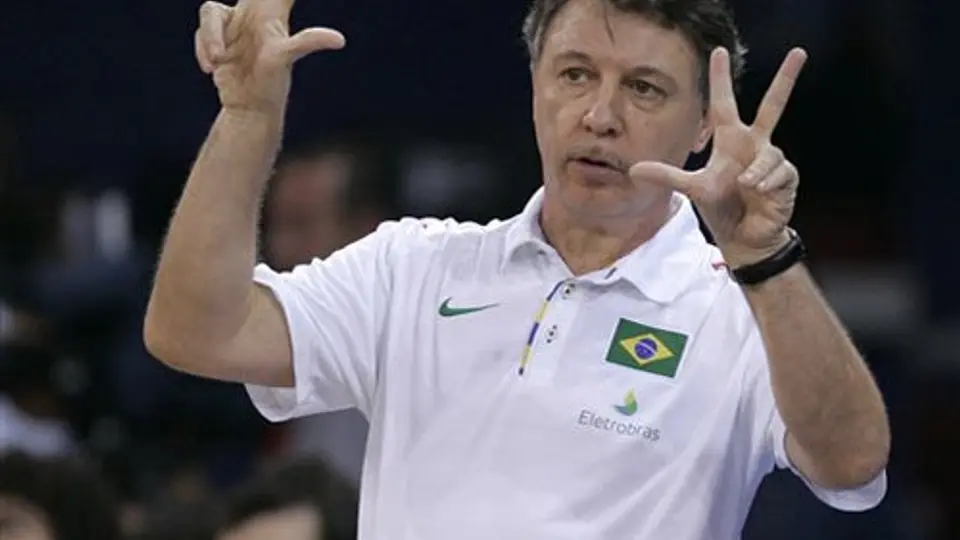 Dan a conocer lista de Brasil en basquetbol