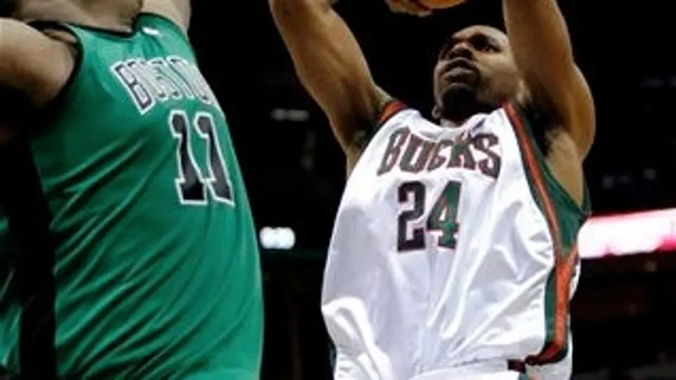 Stackhouse ficha con el Heat debido a lesión de Miller