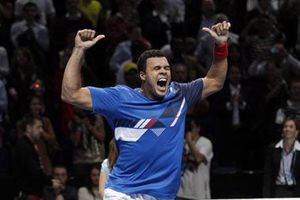 Tsonga vence a Berdych y avanza a la Final del Masters