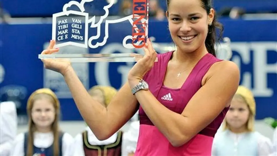 Ivanovic vapulea a Schnyder y conquista el torneo de Linz
