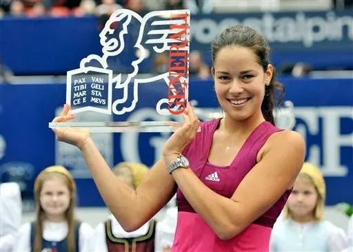 Ivanovic vapulea a Schnyder y conquista el torneo de Linz