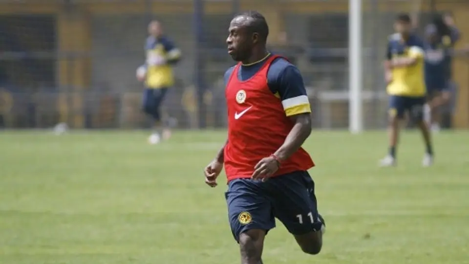 Benítez es duda para el duelo ante Cruz Azul