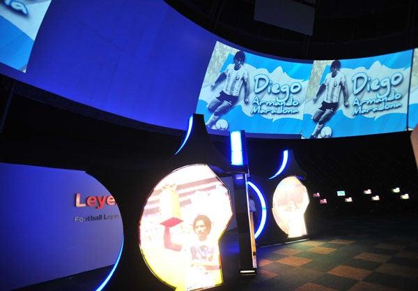 El proyecto busca reconocer el aporte al futbol de personalidades.  FOTO: MIGUEL PONTÓN
