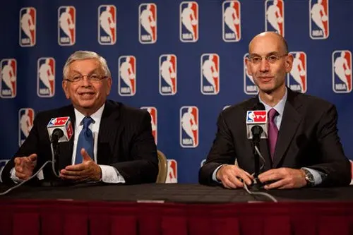 Las negociaciones continúan en la NBA