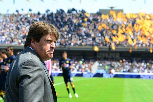 Miguel Herrera vivió con intensidad el duelo | MEXSPORT