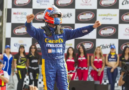 Goeters se corona campeón en la NASCAR Toyota