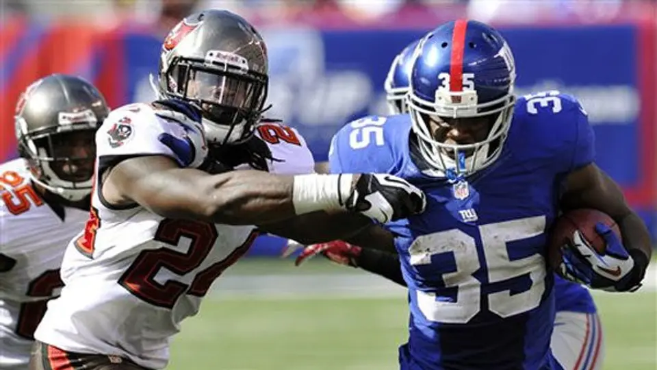 Eli Manning lanza para 510 yardas en triunfo de Gigantes