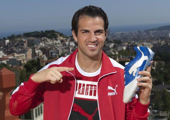Cesc llegó a un acuerdo con Puma por 16 millones de libras. FOTO: INTERNET