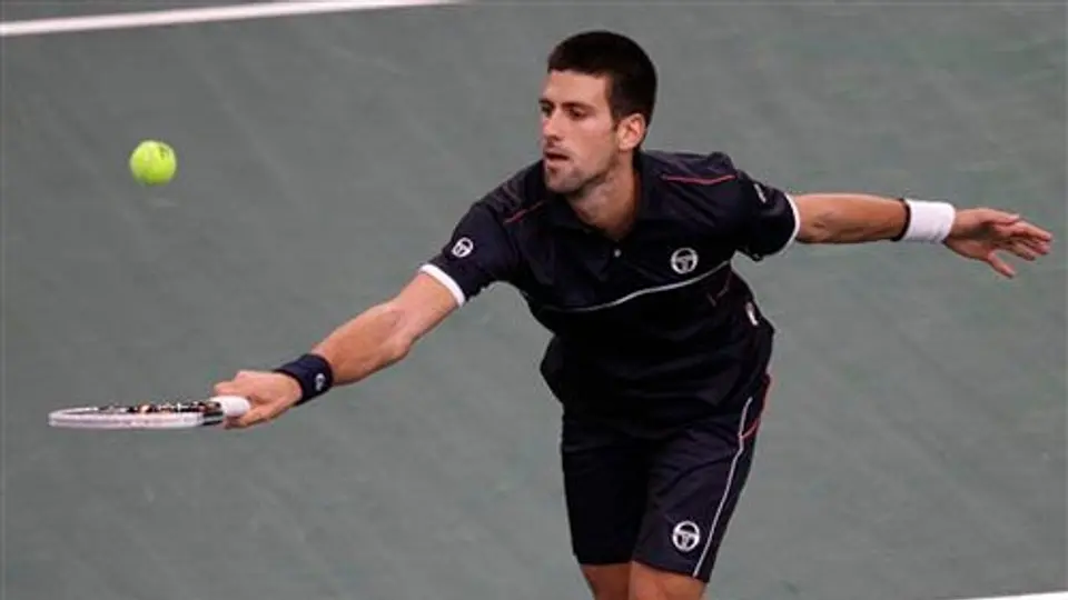 Djokovic recibe el premio a la Personalidad Deportiva del 2011