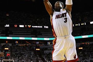 LeBron brilla en el triunfo del Heat