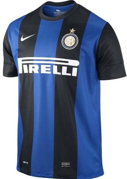 La clásica playera del Inter de Milan l INTERNET
