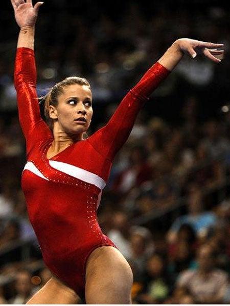 En Campeonato de Gimnasia Mundial 2007 obtuvo una medalla de oro, una de plata y una de bronce| ESPECIAL