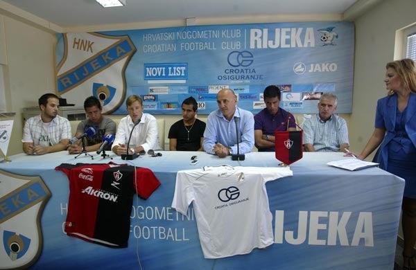 Fue presentado ante los medios de comunicación. FOTO: RÉCORD ESPECIAL