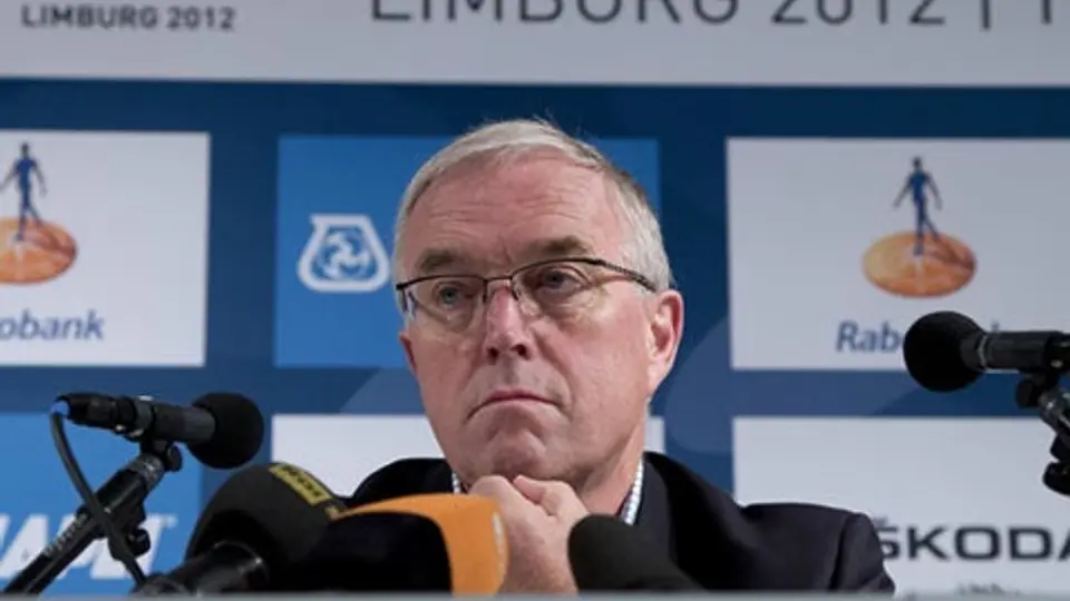 UCI molesta con la USADA por tardanza en caso Armstrong